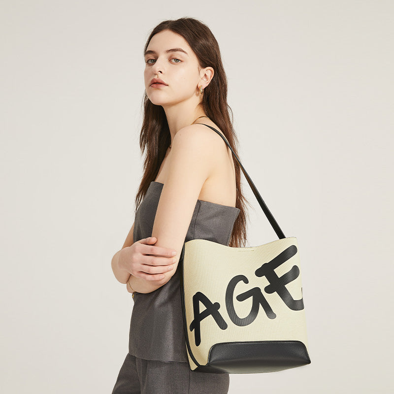 Gabine Bag – Age Free Signature Bucket Bag