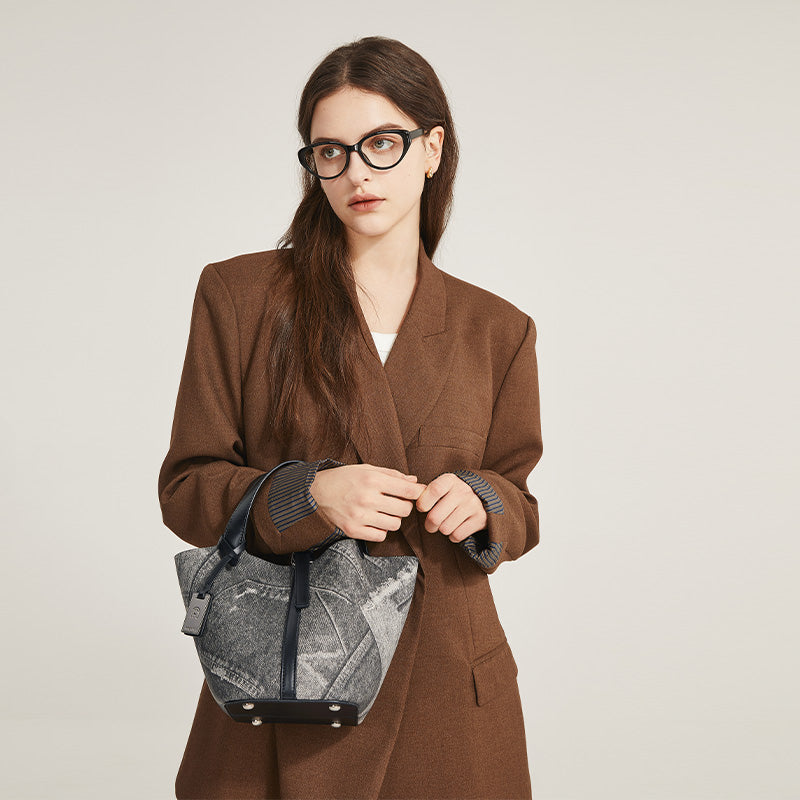 Jennie Bag – Versatile Bucket with Drawstring Pocket